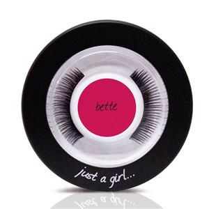 Bullseye ‘Just a Girl…’ BETTE Lash Compact
