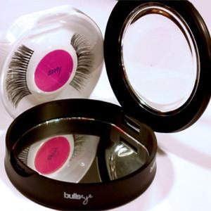 Bullseye ‘Just a Girl…’ AMY Lash Compact