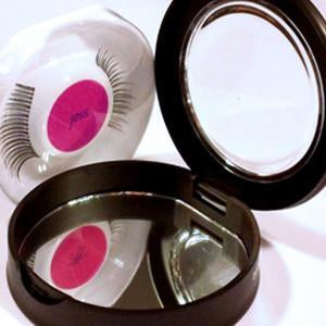 Bullseye ‘Just a Girl…’ KATY False Lash Compact